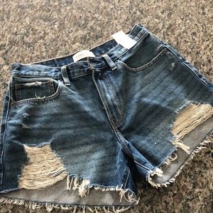 Abercrombie & Fitche Jean Shorts size 6/28